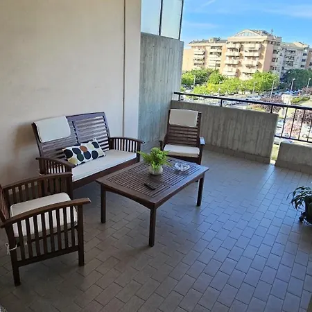 Simone House